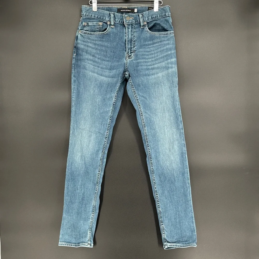 #294- Banana Republic Men's Light Blue Slim Fit Jeans Size‎ 30W 32L